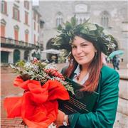 Ragazza laureata in inglese e tedesco impartisce lezioni per le suddette materie